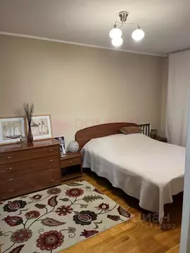 3-к кв. Ростовская область, Новочеркасск Народная ул. (100.0 м)