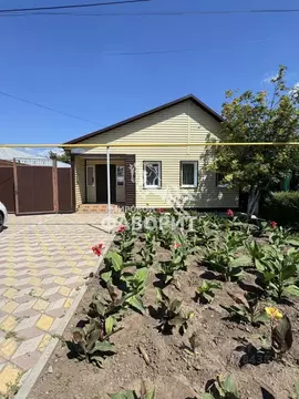 Дом в Оренбургская область, Соль-Илецк ул. Парижских Коммунаров, 31 ...