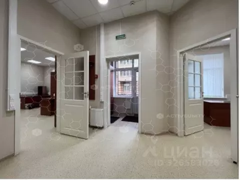 Офис в Санкт-Петербург 18-я Васильевского острова линия, 45 (74 м)