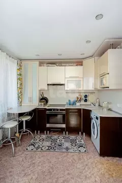 3-к кв. Алтайский край, Бийск Социалистическая ул., 26/1 (60.2 м)