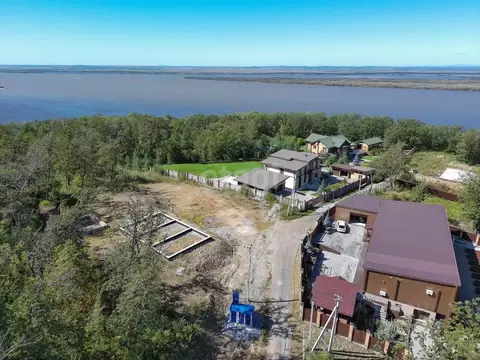 Дом в Хабаровский край, Хабаровский район, Мичуринское с/пос, с. ...