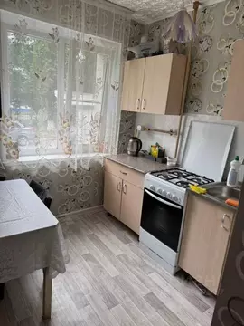 2-к кв. Белгородская область, Старый Оскол Молодогвардеец мкр, 12 ...