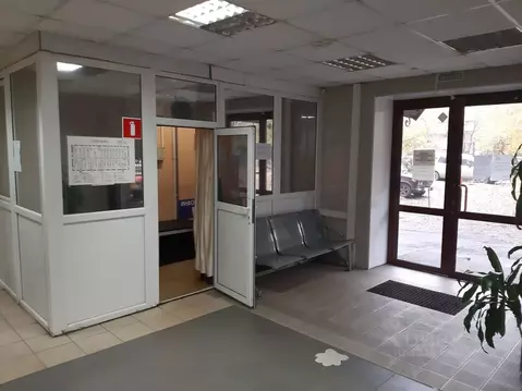 Помещение свободного назначения в Омская область, Омск просп. Карла ...