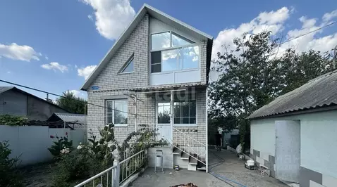 Дом в Воронежская область, Семилукский район, Латненское с/пос, с. ...