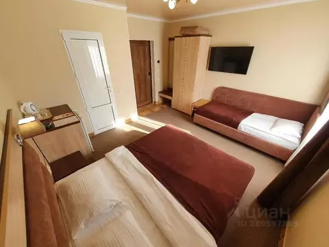 Комната Крым, Сакский район, Лесновское с/пос, с. Прибрежное ул. ...