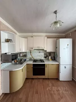 Дом в Крым, Джанкойский район, Рощинское с/пос, с. Краснодольное ул. ...