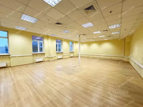 Офис в Санкт-Петербург пл. Конституции, 1 (3787 м)