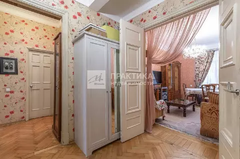 Продается 3-комнатная квартира