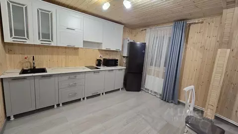 Дом в Карачаево-Черкесия, Зеленчукский район, с. Архыз ул. Софийская ...