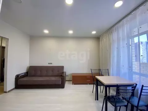 Студия Тюменская область, Тюмень ул. Тимофея Чаркова, 81к2 (28.7 м)