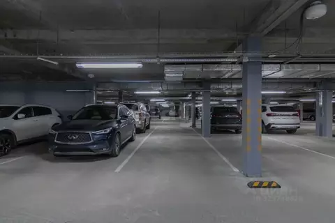 Гараж в Тюменская область, Тюмень ул. Николая Зелинского, 14 (18 м)