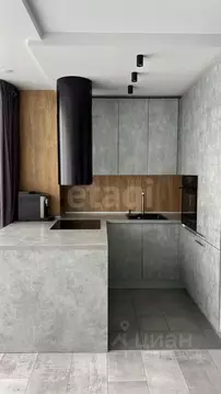 2-к кв. Тюменская область, Тюмень ул. Федюнинского, 64к2 (80.0 м)