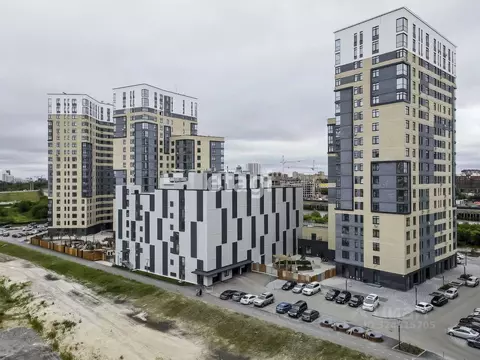 Гараж в Тюменская область, Тюмень Центральная пл. (13 м)