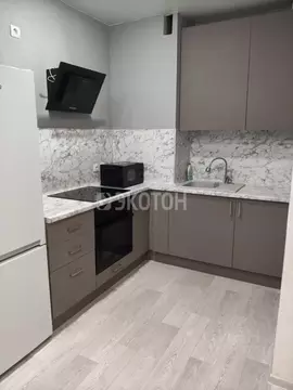 1-к кв. Ленинградская область, Гатчина бул. Авиаторов, 5/18 (35.6 м)