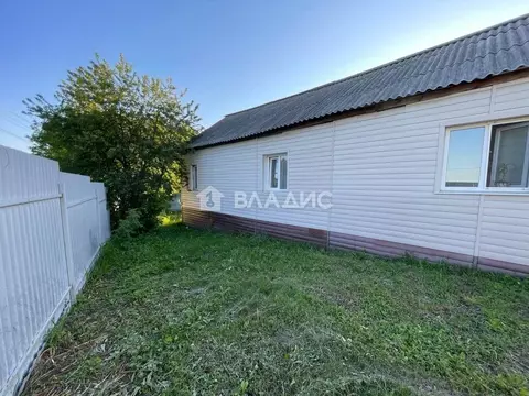 Дом в Пензенская область, с. Бессоновка ул. Большой Колояр, 250 (60 м)