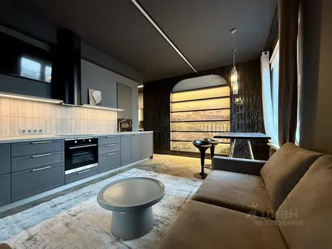 4-к кв. Свердловская область, Екатеринбург ул. Большакова, 66 (80.0 м)