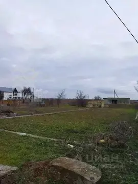 Участок в Крым, Сакский район, Штормовское с/пос, с. Крыловка ул. Мира ...