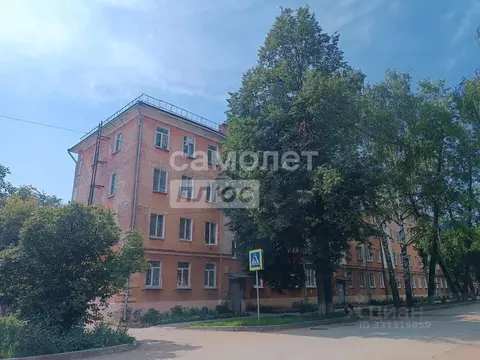 3-к кв. Пермский край, Краснокамск ул. Карла Либкнехта, 6 (79.4 м)
