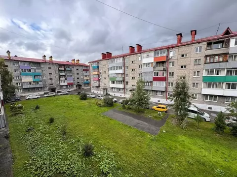 2-к кв. Кемеровская область, Междуреченск ул. Дзержинского, 6 (44.3 м)