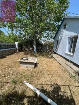 Дом в Крым, Сакский район, с. Воробьево ул. Дружбы (64 м)