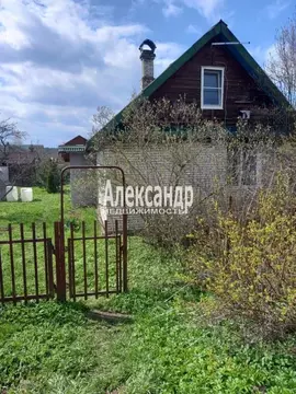Дом в Ленинградская область, Приозерский район, Петровское с/пос, ...