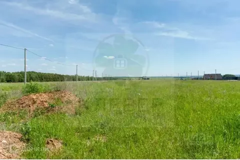 Участок в Башкортостан, Кушнаренковский сельсовет, с. Кушнаренково ул. ...