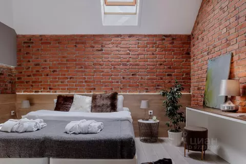 Комната Свердловская область, Екатеринбург пер. Банковский, 4 (25.0 м)