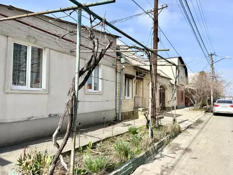 Дом в Северная Осетия, Владикавказ ул. Карла Маркса, 139 (75 м)