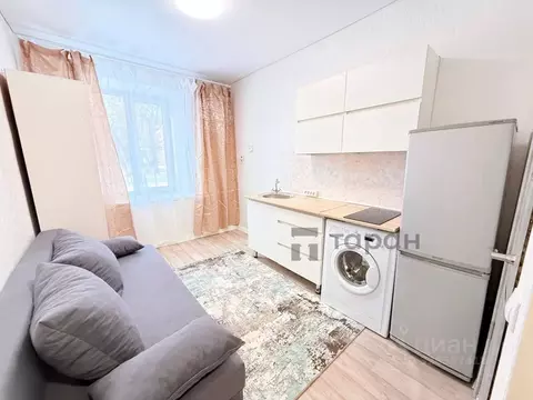 Студия Челябинская область, Челябинск ул. Горького, 12 (12.8 м)