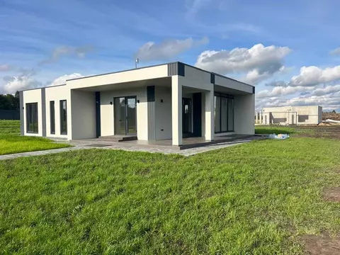 Коттедж в Ленинградская область, Выборгский район, Первомайское с/пос, ...