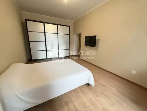 Продается 2-комнатная квартира