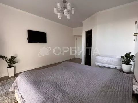 2-к кв. Тюменская область, Тюмень ул. Мельникайте, 144 (68.3 м)