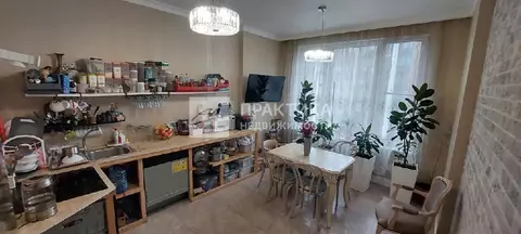 Продается 3-комнатная квартира