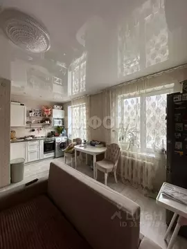 3-к кв. Кемеровская область, Кемерово ул. Шорникова, 15 (59.0 м)