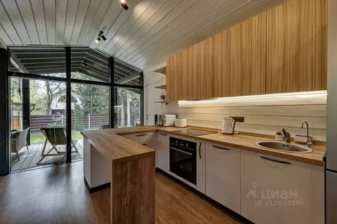 Коттедж в Москва ул. Чароитовая, 7/51 (100 м)