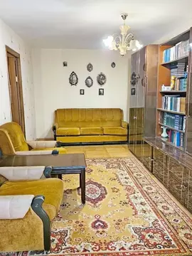 2-к кв. Свердловская область, Екатеринбург ул. Гурзуфская, 9 (48.0 м)