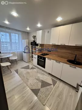 3-комнатная квартира: Каменск-Уральский, проспект Победы, 1А (55 м)