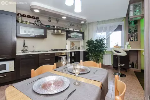 3-комнатная квартира: Екатеринбург, Кольцевая улица, 30 (95.3 м)