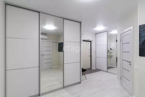 2-к кв. Тюменская область, Тюмень ул. Федюнинского, 64к2 (72.4 м)