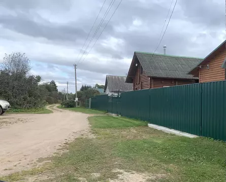 Участок в Псковская область, Псковский район, Карамышевская волость, ...