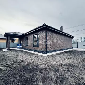 Дом в Тюменская область, Тюменский муниципальный округ, пос. ...