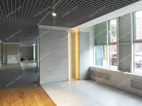Офис в Санкт-Петербург Уральская ул., 4 (617 м)