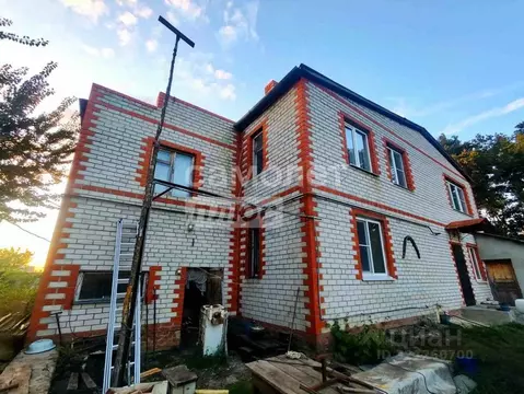 Дом в Курская область, Обоянский район, Зоринский сельсовет, с. Зорино ...