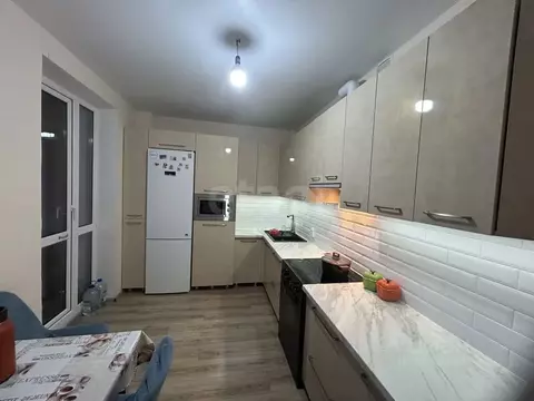 3-к кв. Воронежская область, Воронеж ул. 9 Января, 68к2 (78.0 м)