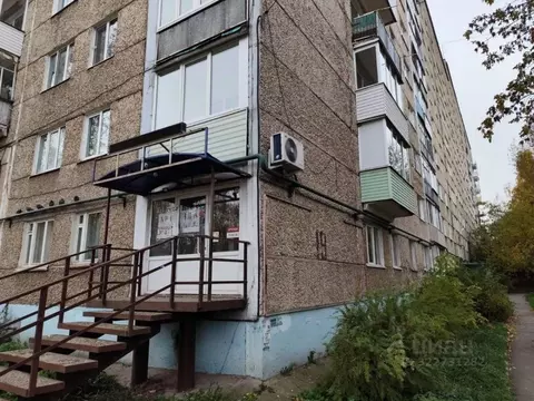 Помещение свободного назначения в Удмуртия, Ижевск ул. А.Н. Сабурова, ...