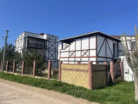 Дом в Крым, Сакский район, Молочненское с/пос, с. Витино ул. Гагарина, ...