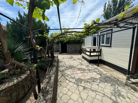 Дом в Крым, Сакский район, с. Штормовое ул. Прибрежная, 22 (36 м)