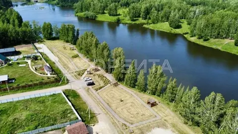 Участок в Тюменская область, Тюменский муниципальный округ, д. ...