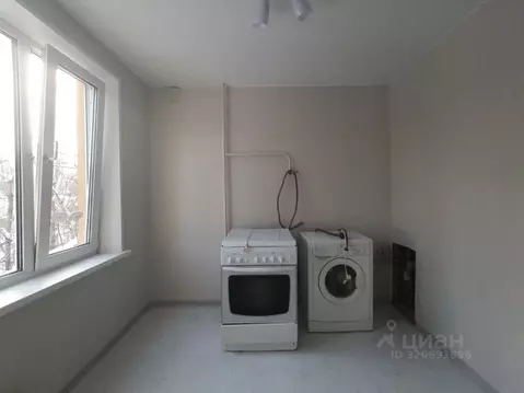 1-к кв. Москва Бирюлевская ул., 13К2 (32.6 м)