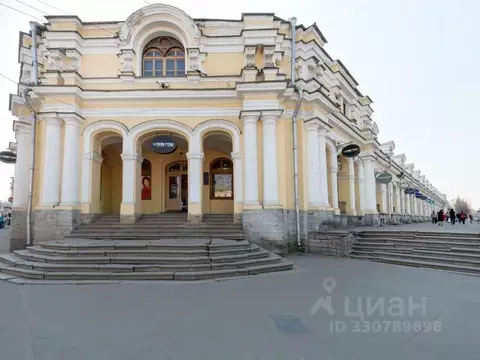 Торговая площадь в Санкт-Петербург, Санкт-Петербург, Пушкин Московская ...